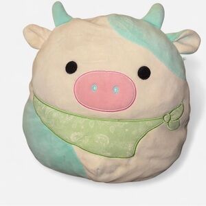 Belena Valentine’s Day Squishmallow Cow